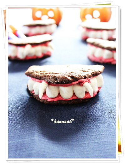 歯をマシュマロで証言したドラキュラの歯のクッキーです。ぱっと見、クッキーとはわからないですね。
