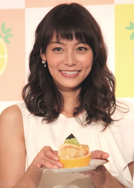 『フロリダグレープフルーツの日 2月26日記念イベント』に参加した相武紗季さん。結婚相手はイケメン社長と言われています。